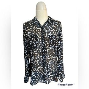 𝅺guess sheer  XL animal print blouse